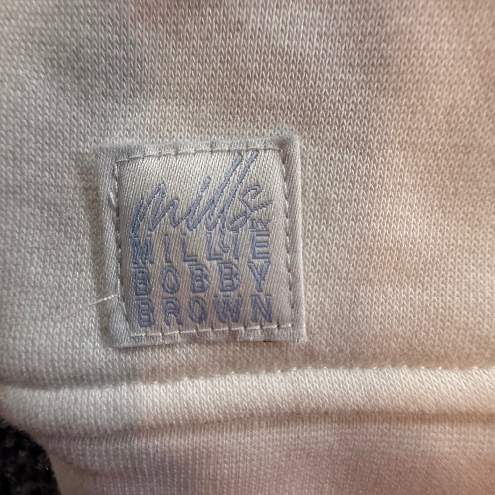 Millie Bobby Brown Florence by Mills Bon Voyage Zip Hoodie White Size L NWT - Picture 2 of 10
